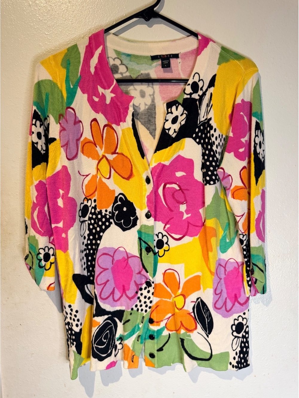 Cyrus Women's Large Floral Button-Up Cardigan Sweater